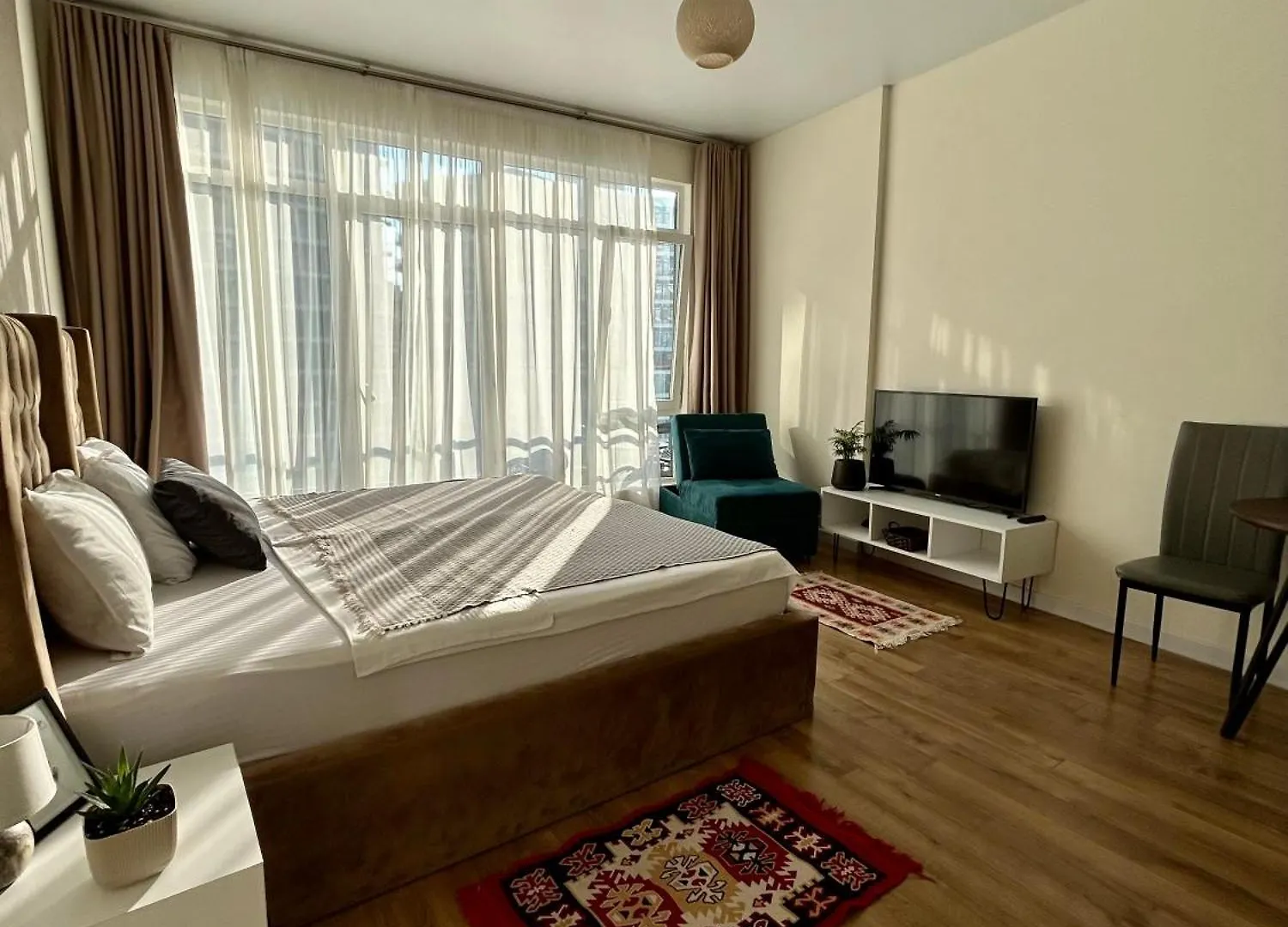 Apartment Вид На Закат, Море И Бассейн Batumi